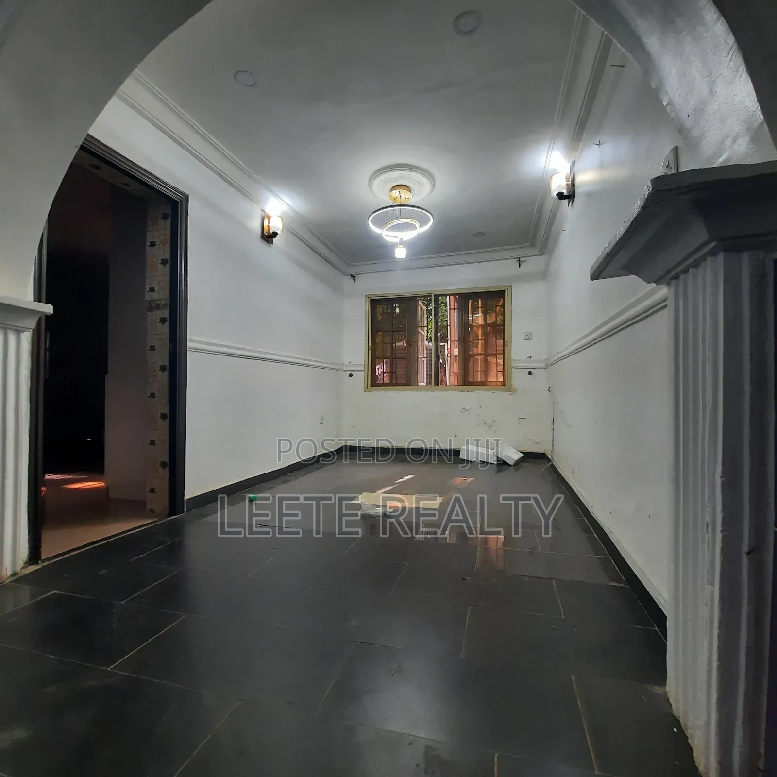 4bdrm Apartment in Maitama for sale