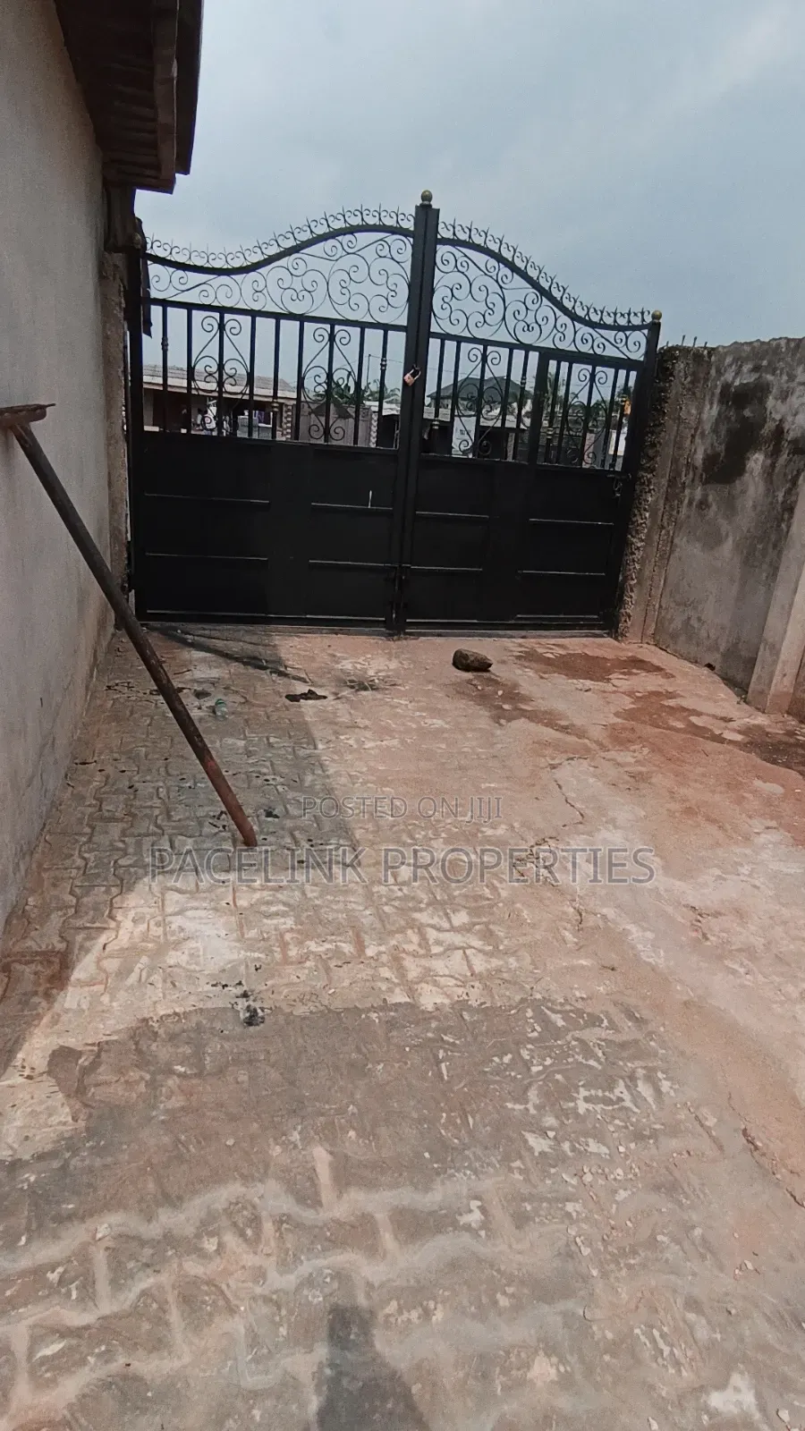 Mini Flat in Ayobo for rent