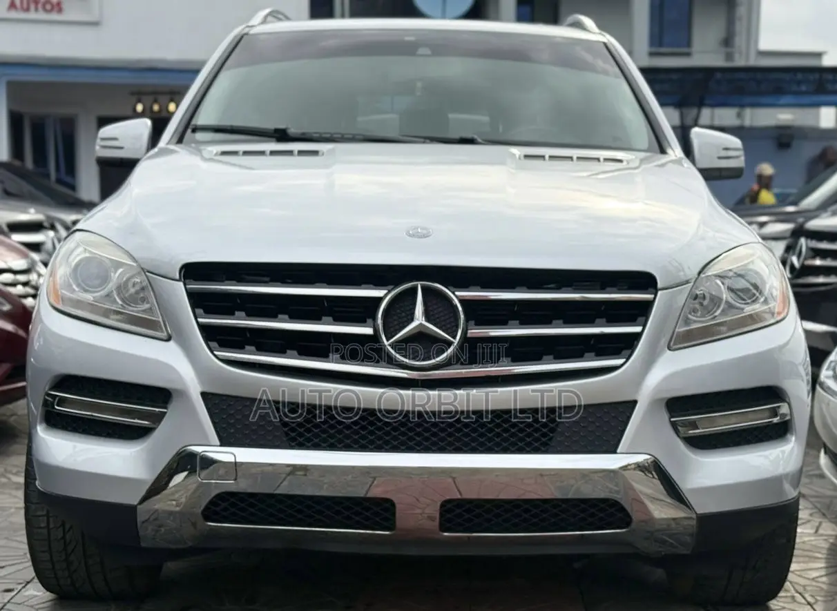 Mercedes-Benz M Class ML350 4MATIC 4dr SUV AWD (3.5L 6cyl 7A) 2014
