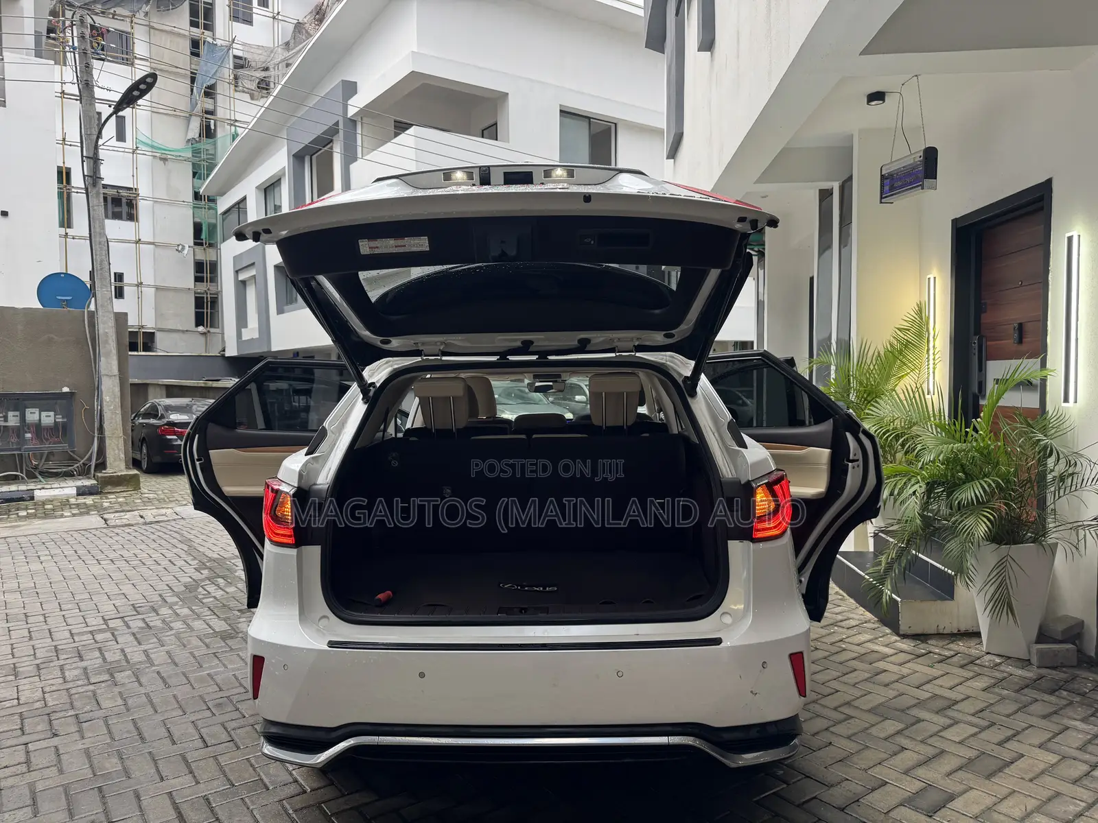 Lexus RX 350L Luxury AWD 2018 White