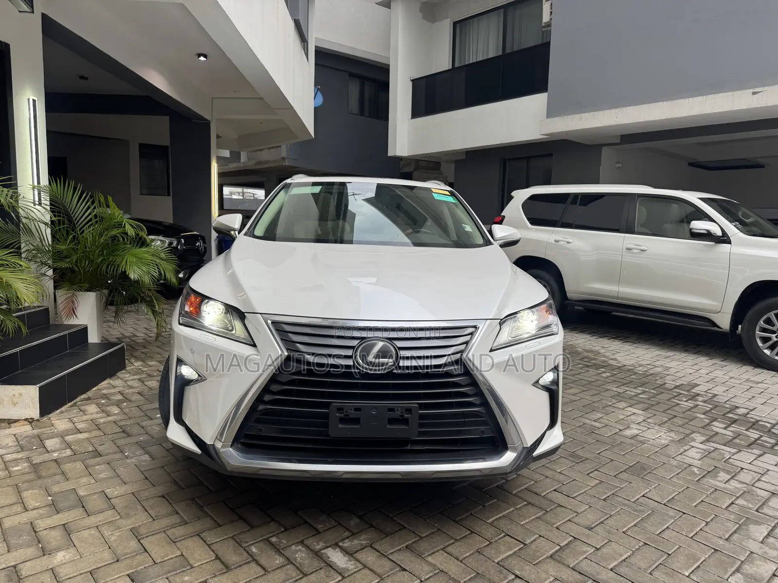 Lexus RX 350L Luxury AWD 2018 White