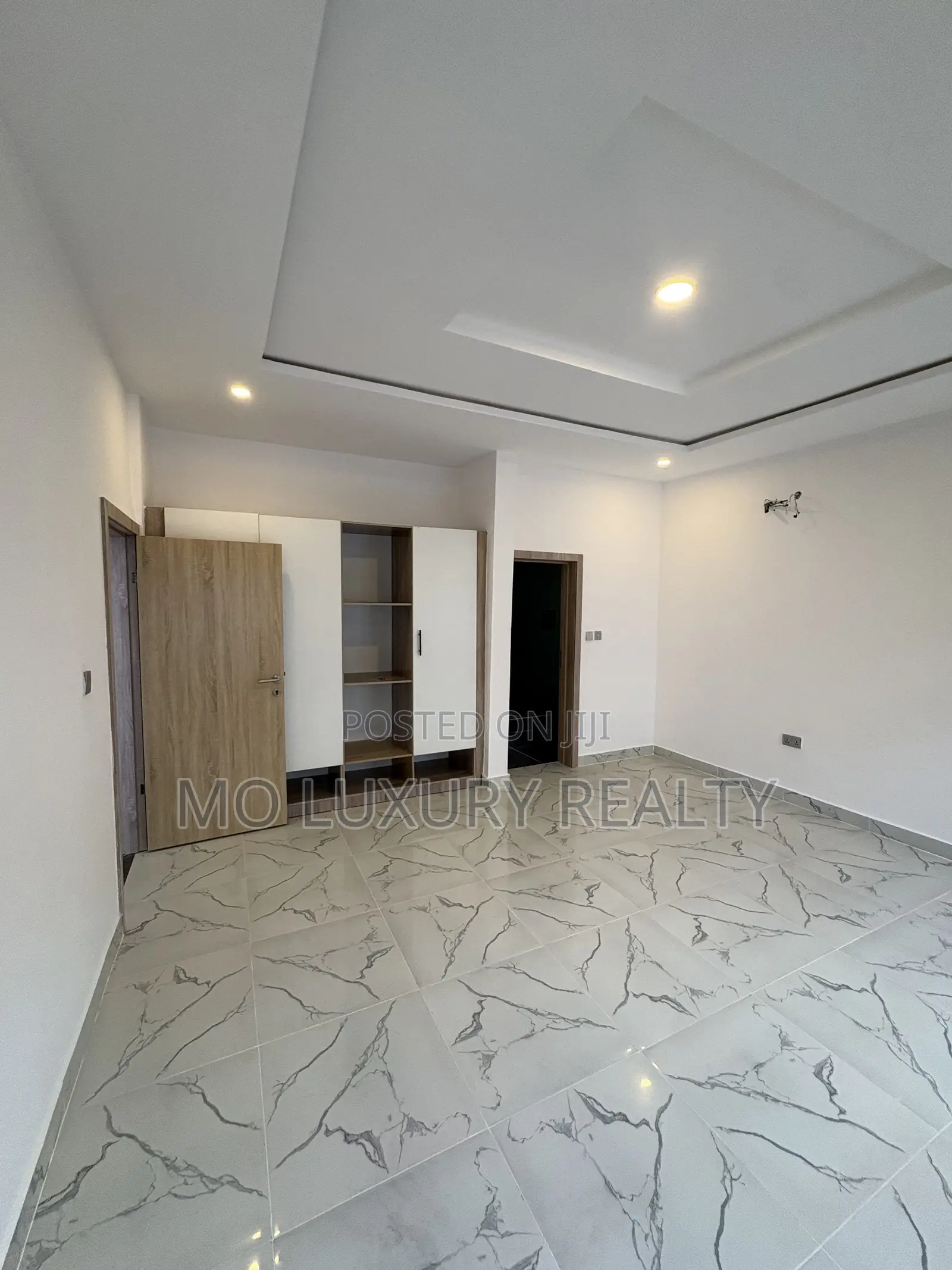 4bdrm Maisonette in Victoria Island for rent
