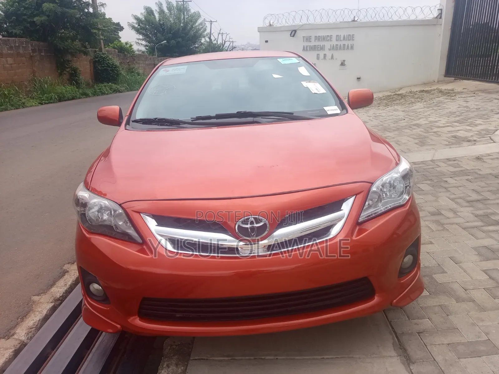 Toyota Corolla S Special Edition 4dr Sedan (1.8L 4cyl 4A) 2013 Orange
