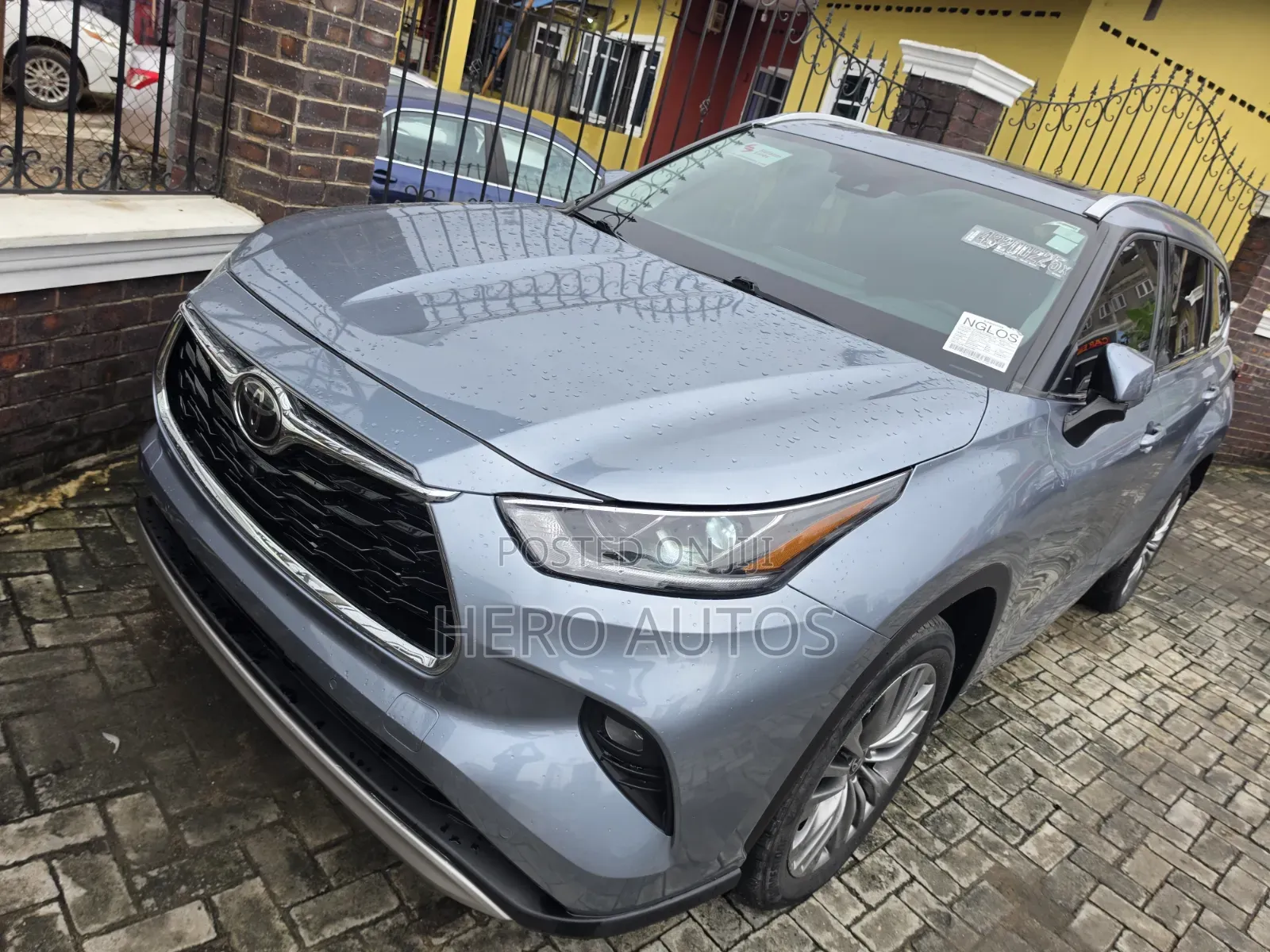 Toyota Highlander 2021 Blue