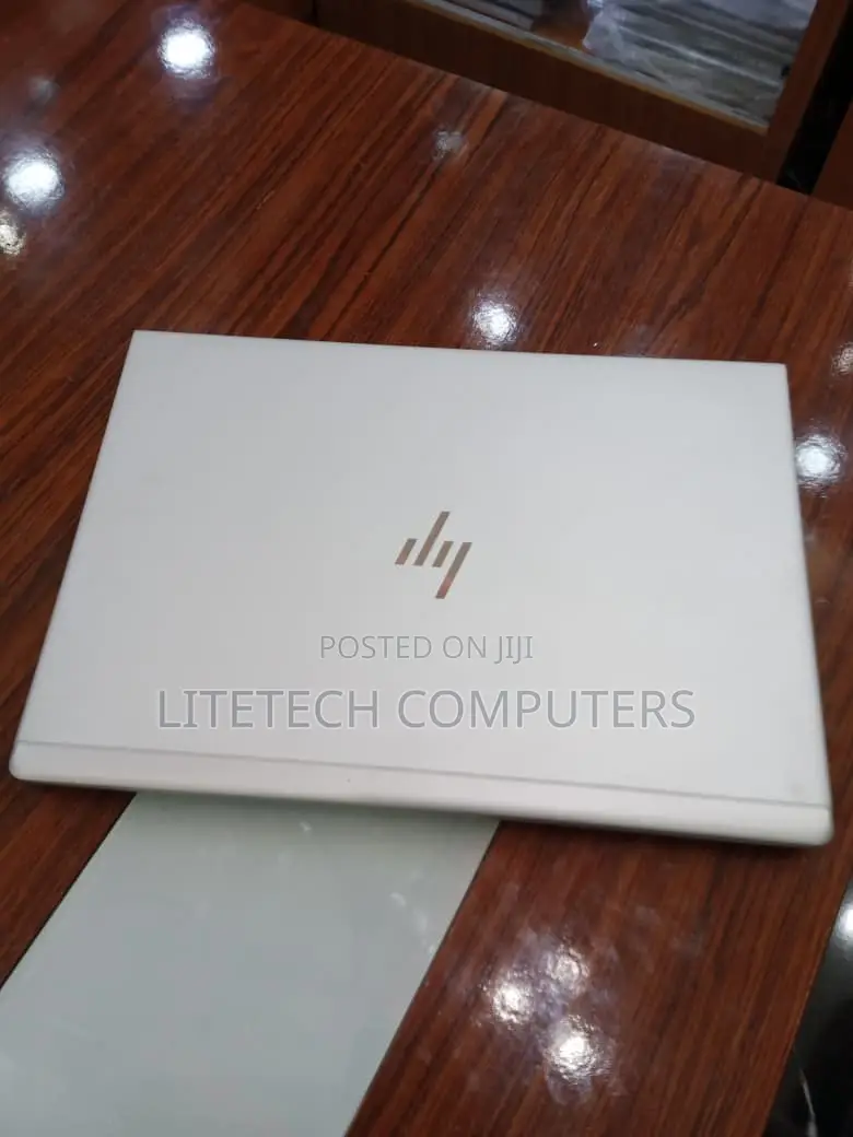 Laptop HP EliteBook 840 G5 8GB Intel Core i5 SSHD (Hybrid) 256GB