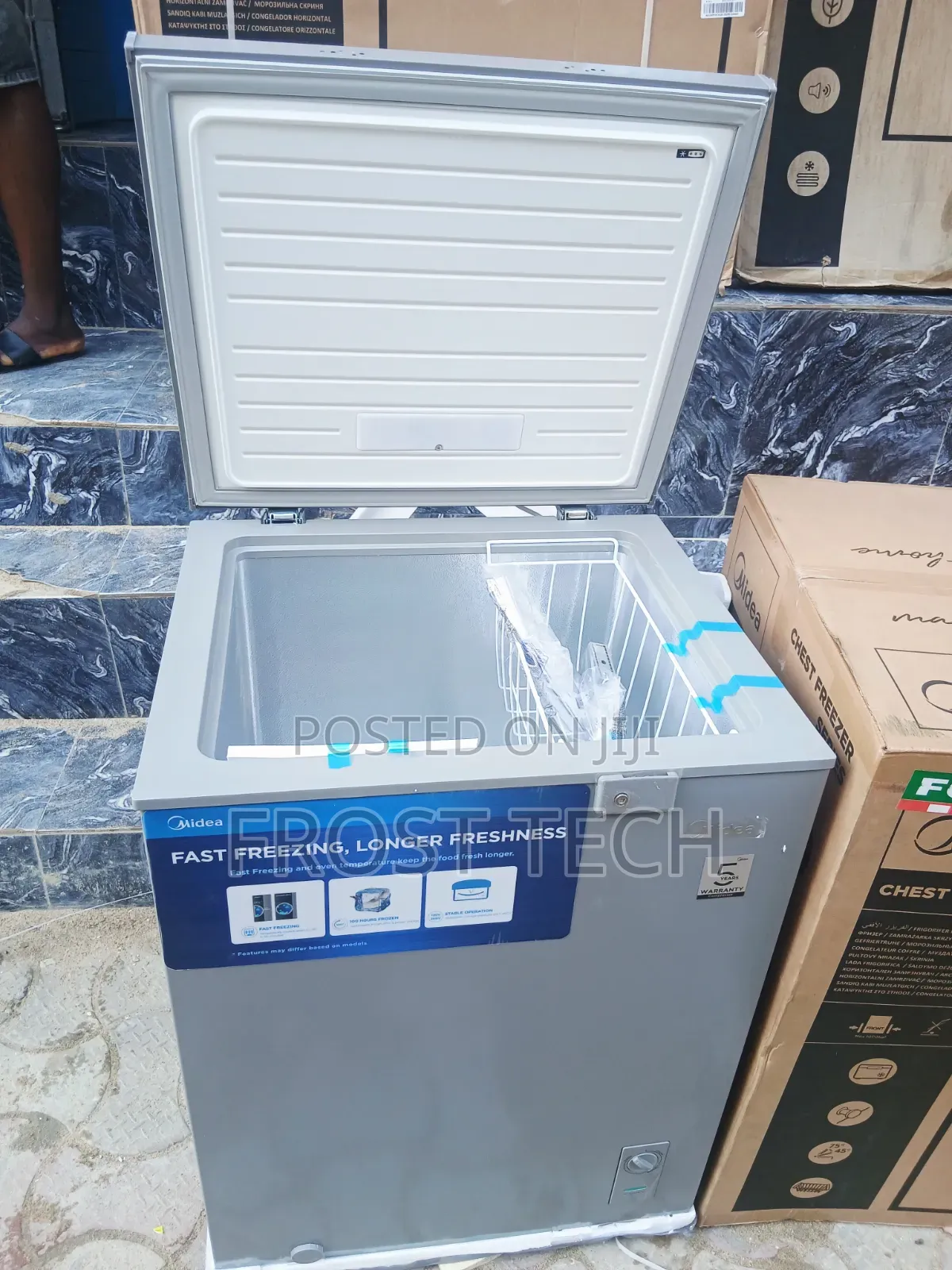 Midea 150l Chest Freezer.