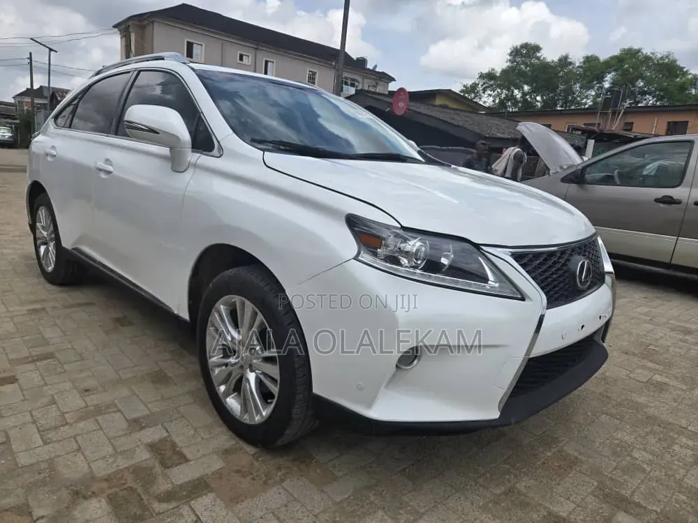 Lexus RX 350 FWD 2014 White