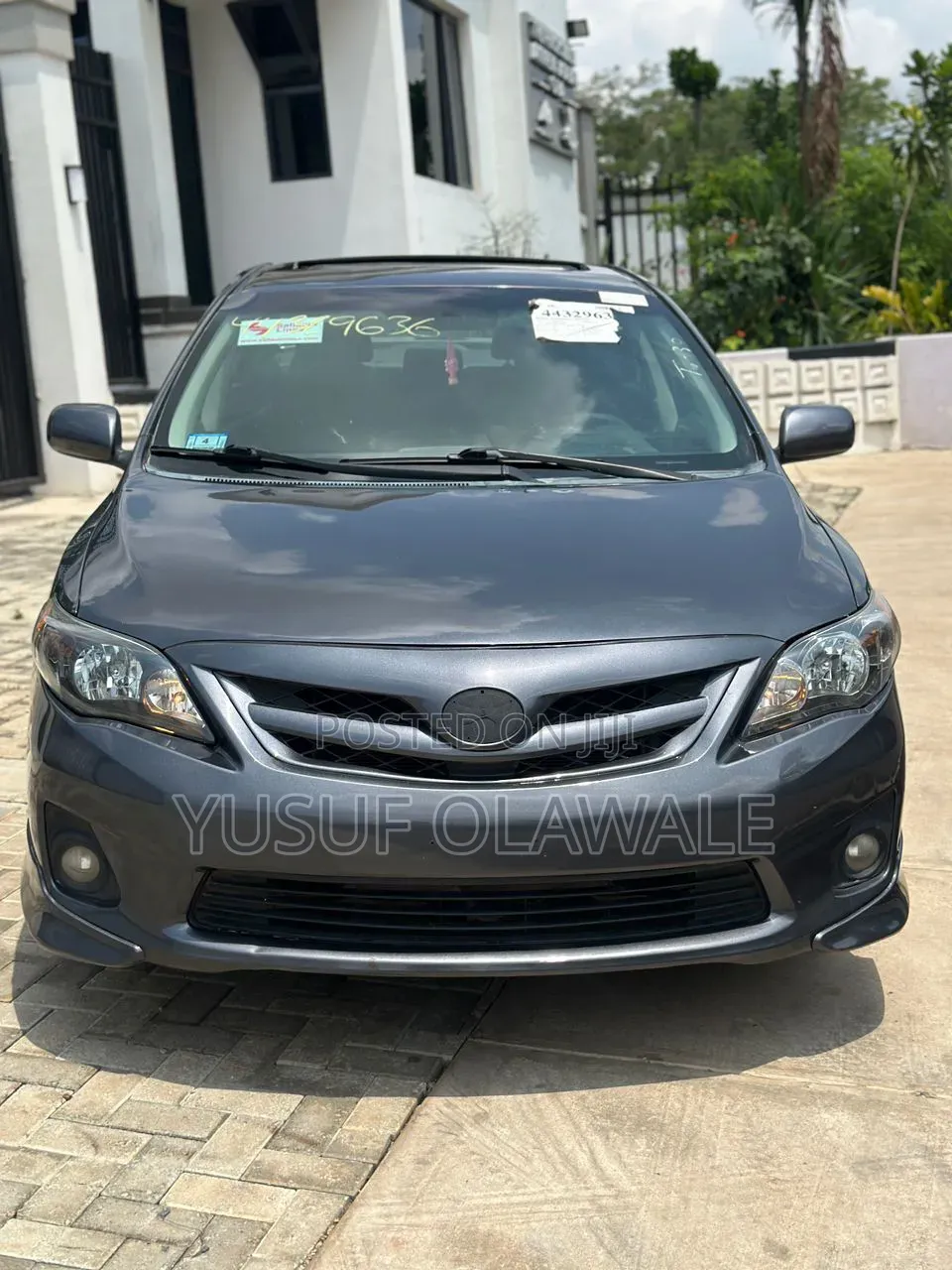 Toyota Corolla 2012 Gray