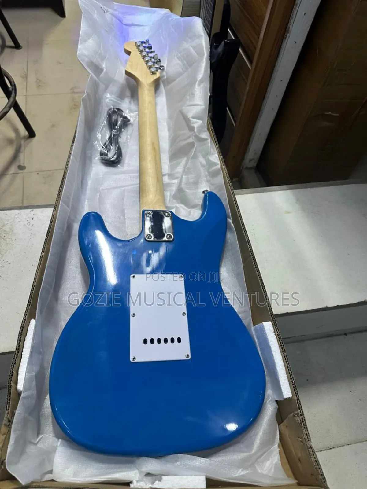 Black Colour Fender Stratocaster Style Electric Lead Guitar
