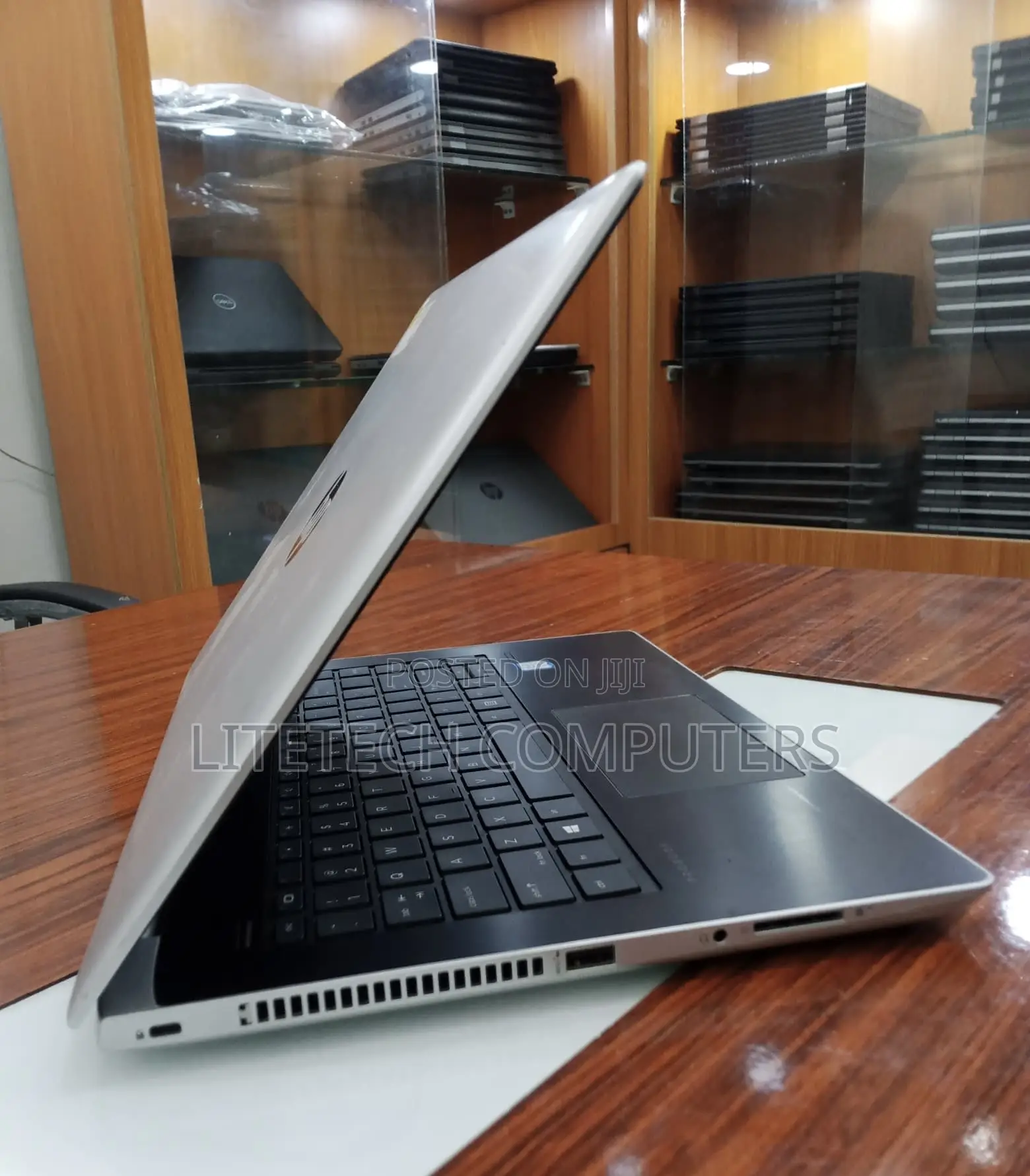 Laptop HP ProBook 440 G5 8GB Intel Core i5 SSHD (Hybrid) 256GB