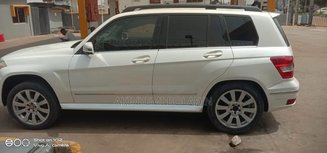Mercedes-Benz GLK-Class 350 2010 Pearl