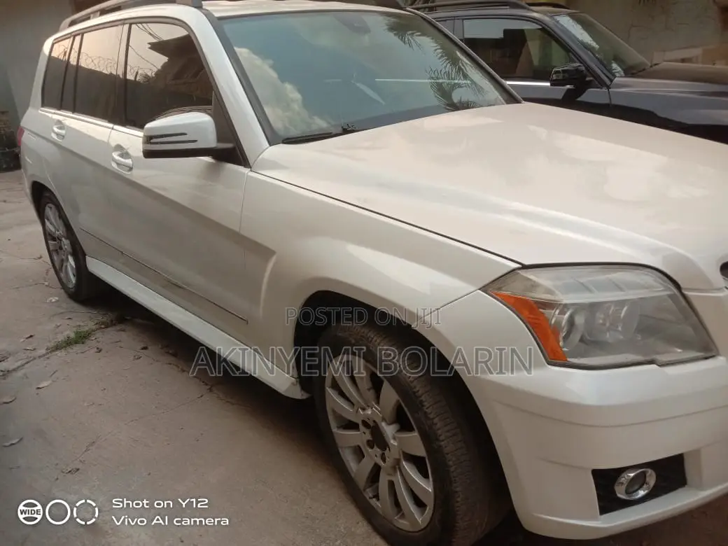Mercedes-Benz GLK-Class 350 2010 Pearl