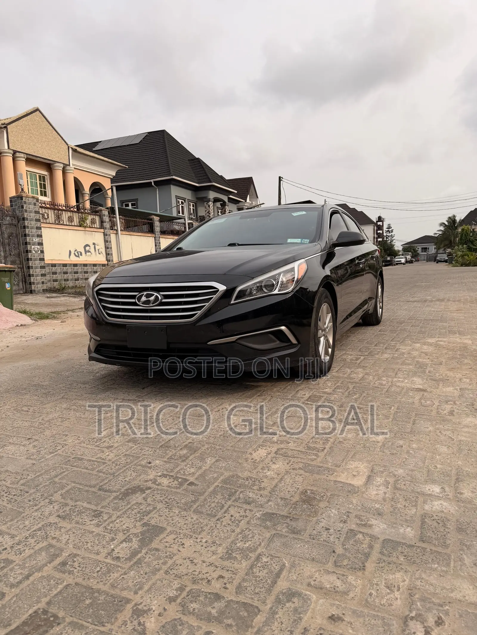Hyundai Sonata Base Sedan FWD (2.4L 4cyl 6A) 2016 Black