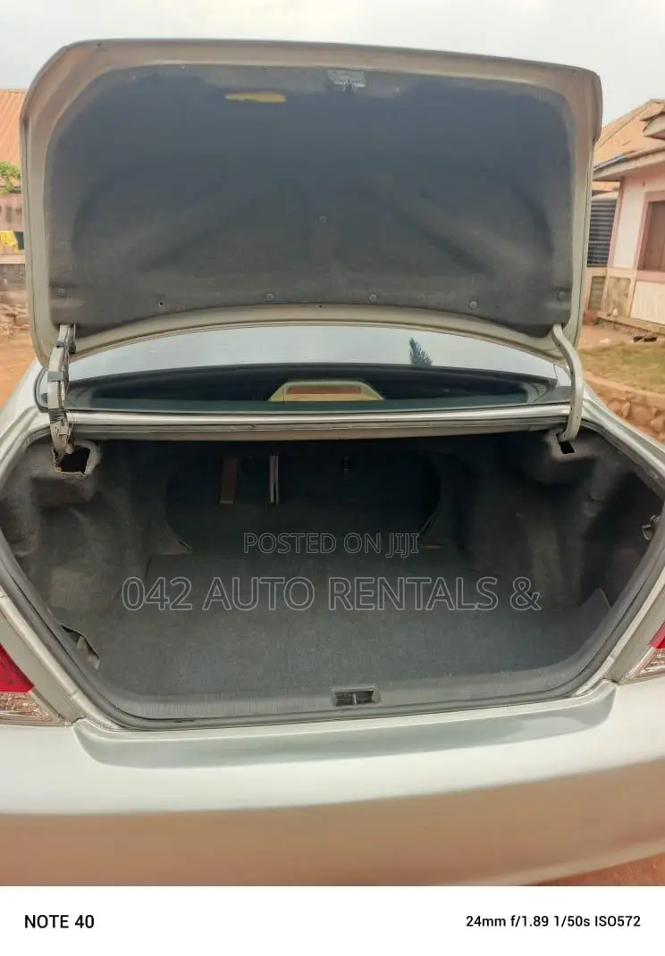 Toyota Camry 2.4 WT-i 2005 Silver
