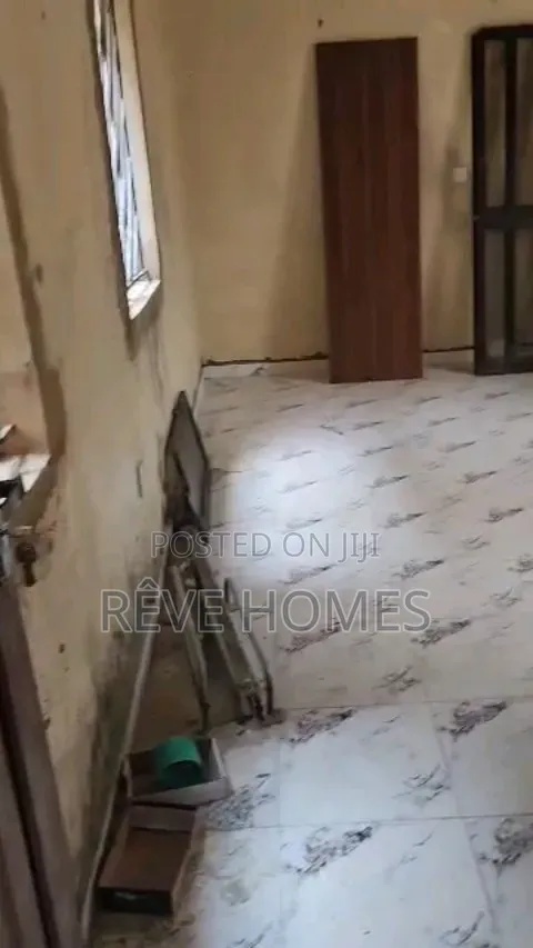 3bdrm Block of Flats in Phase 1 / Gbagada for rent