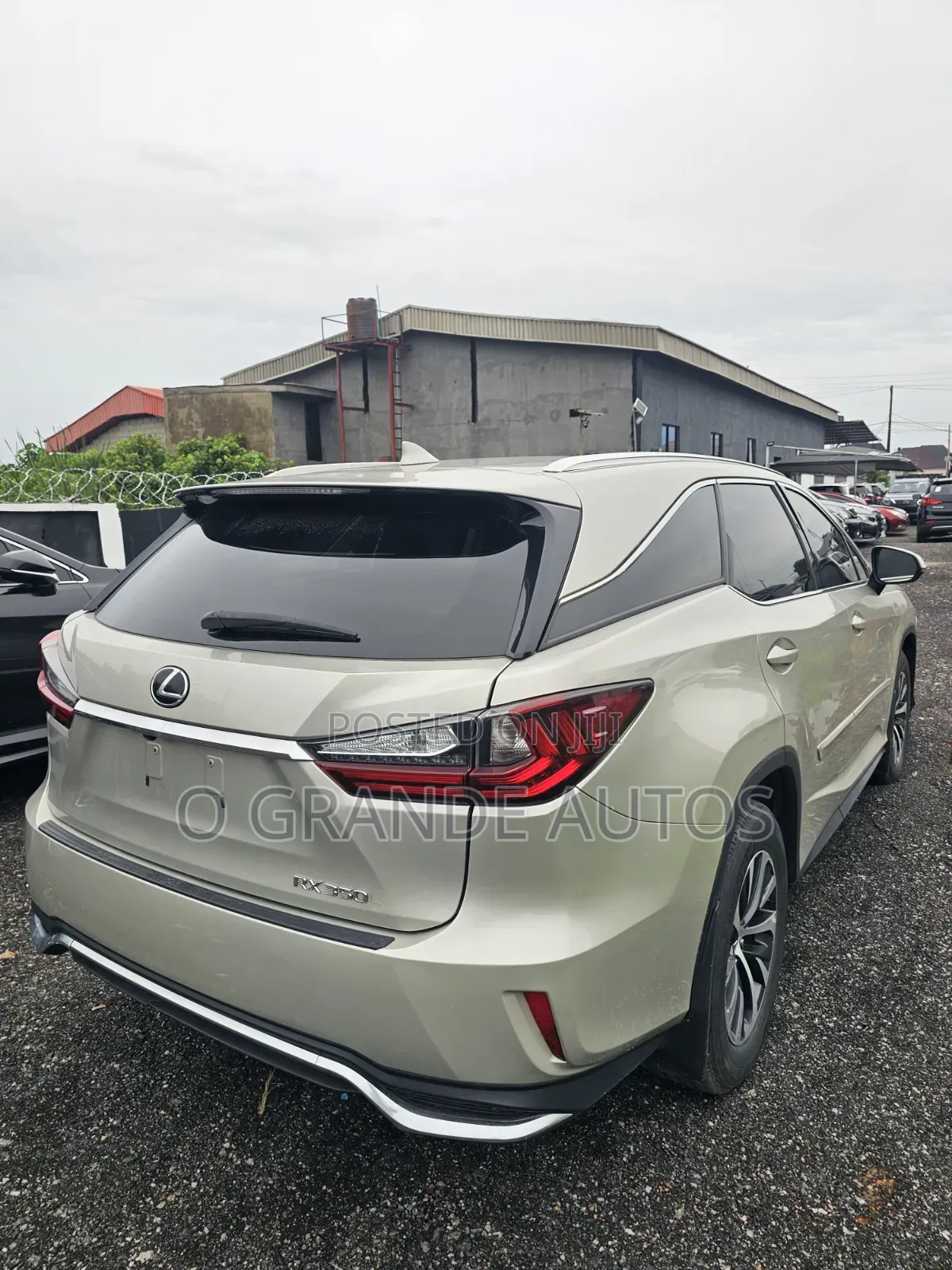 Lexus RX 2021 Gold