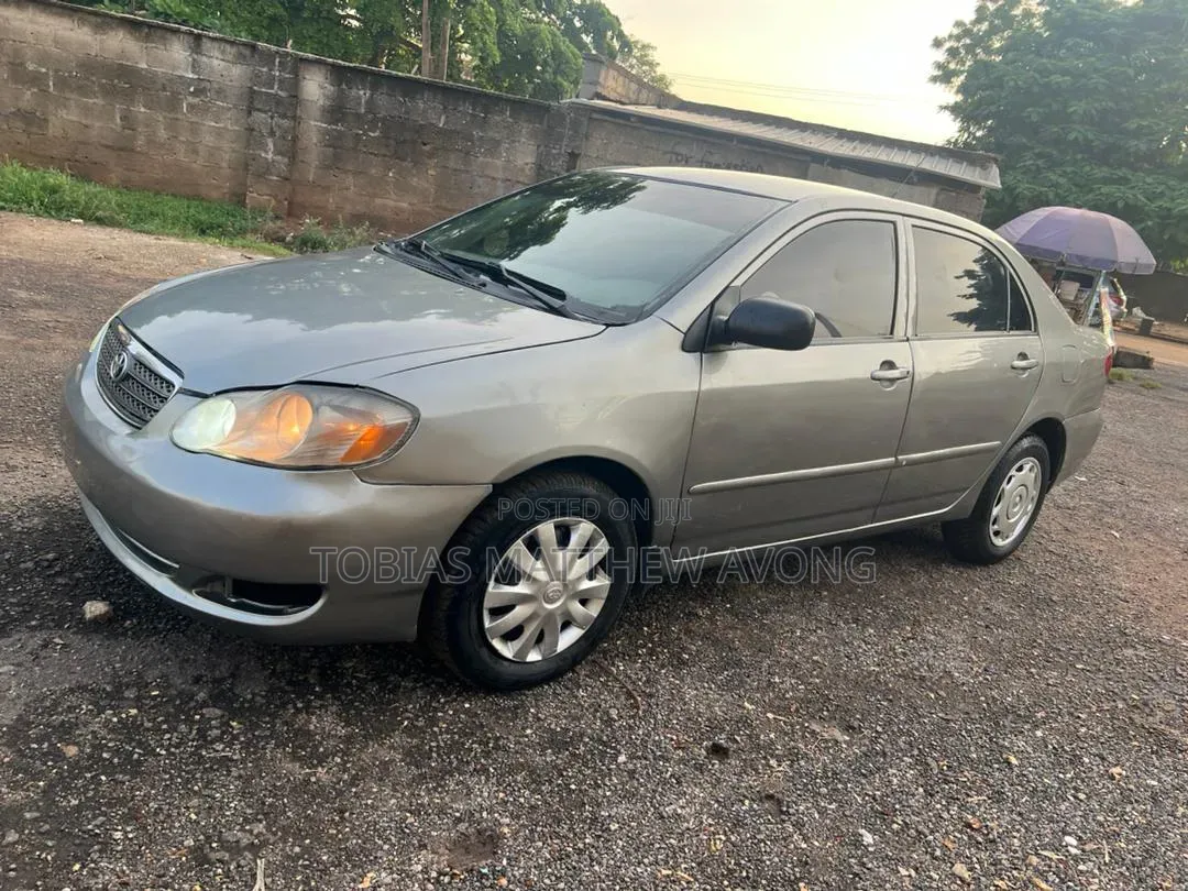 Toyota Corolla 2004 Silver