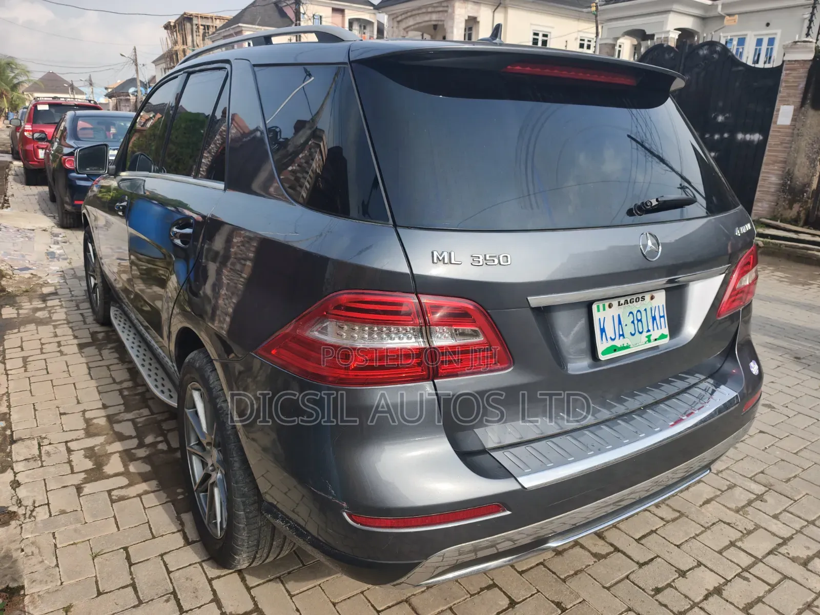 Mercedes-Benz M Class 2012 Gray