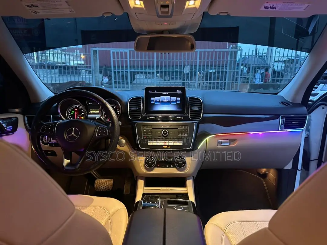 Mercedes-Benz GLE-Class 2017 White