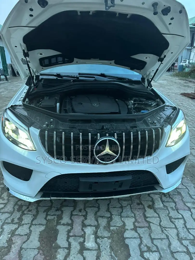 Mercedes-Benz GLE-Class 2017 White