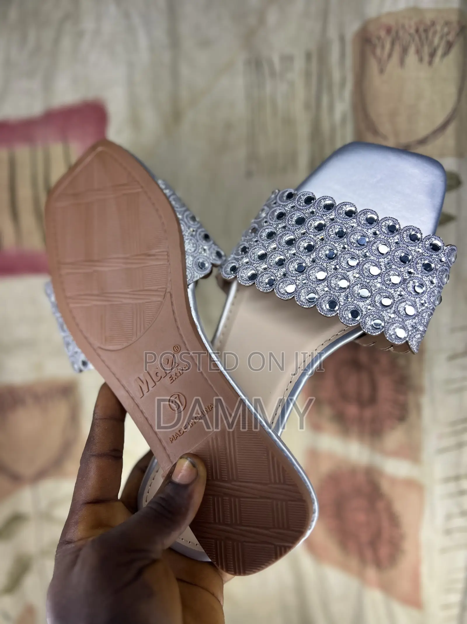 Silver Max Brand Slides