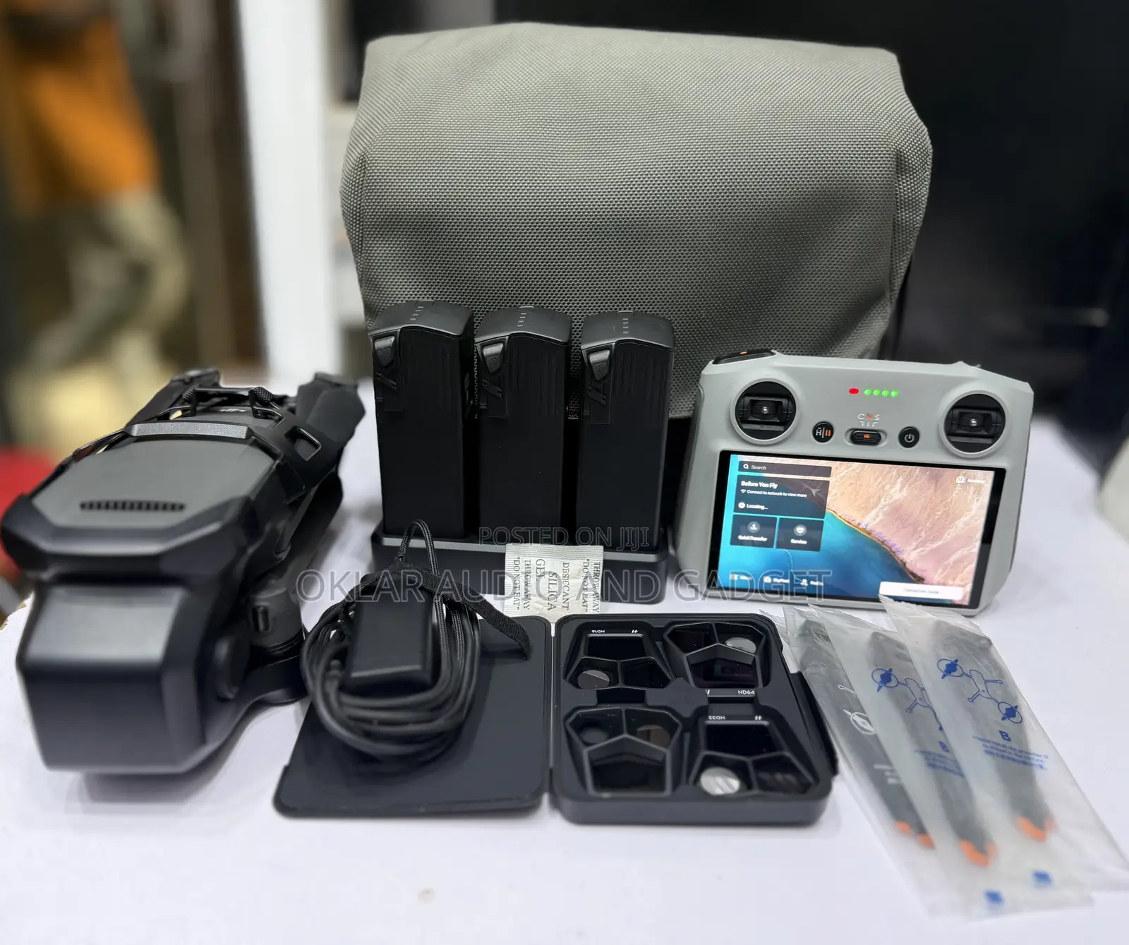Dji Mavic 3 Pro Flymore Combo Drone With 3 Batteries (Neatly Used)