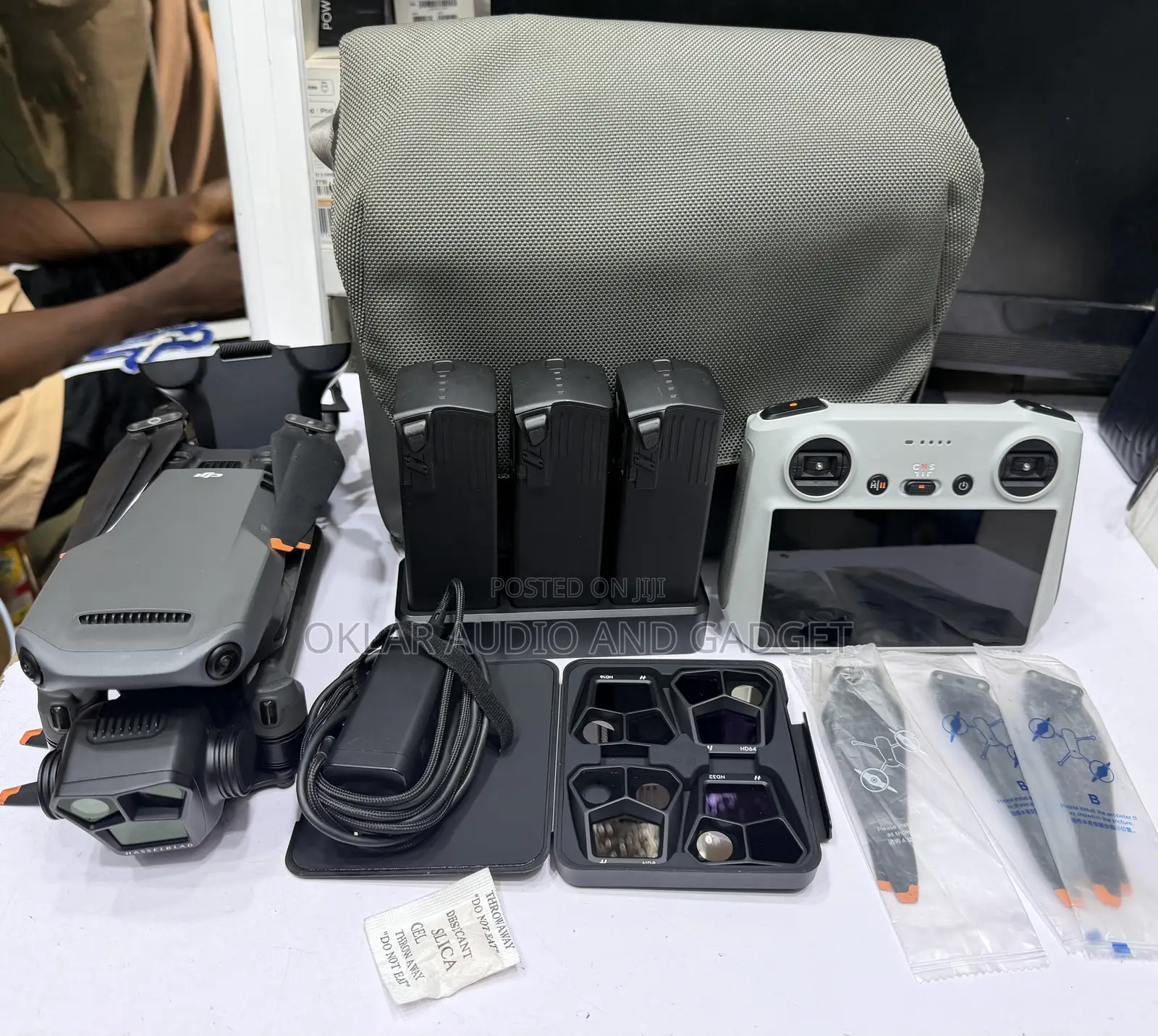 Dji Mavic 3 Pro Flymore Combo Drone With 3 Batteries (Neatly Used)