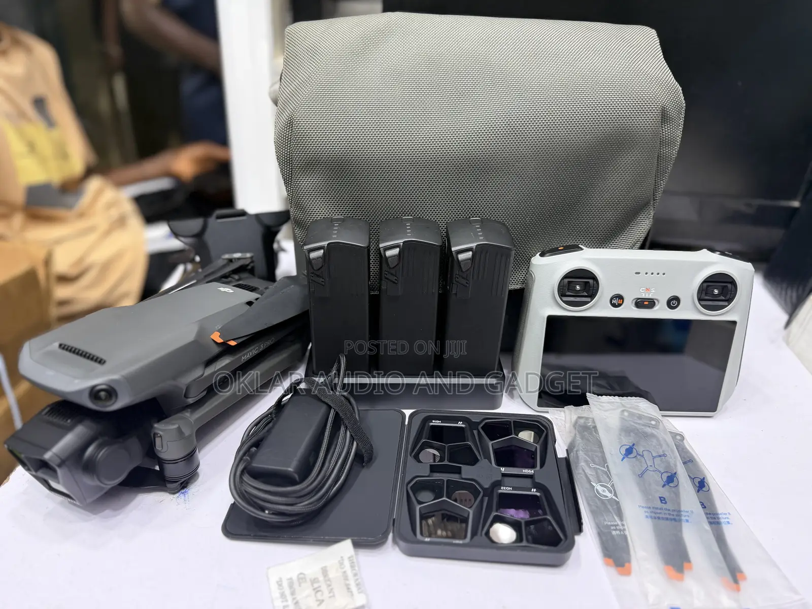 Dji Mavic 3 Pro Flymore Combo Drone With 3 Batteries (Neatly Used)