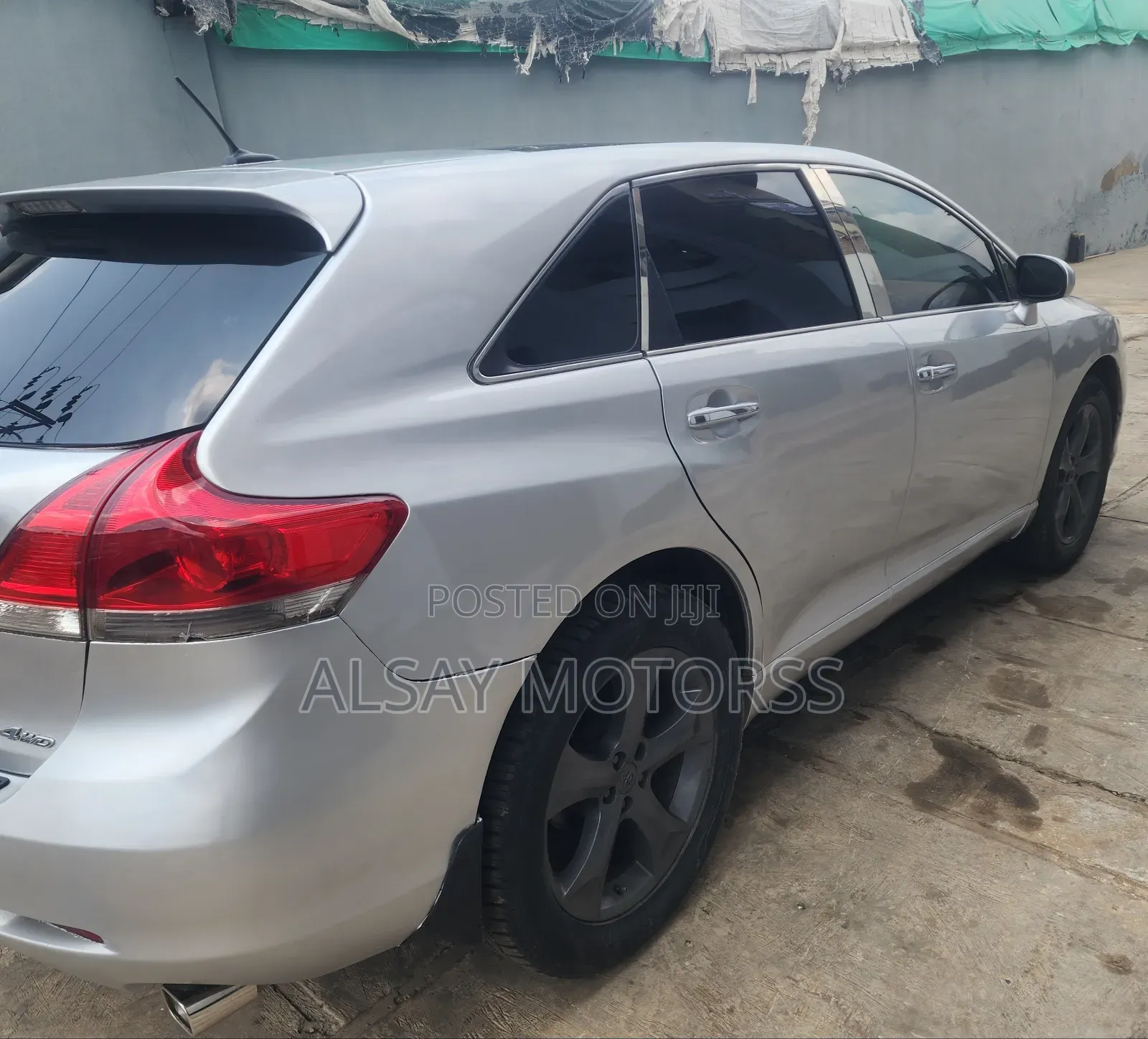 Toyota Venza 2011 Silver