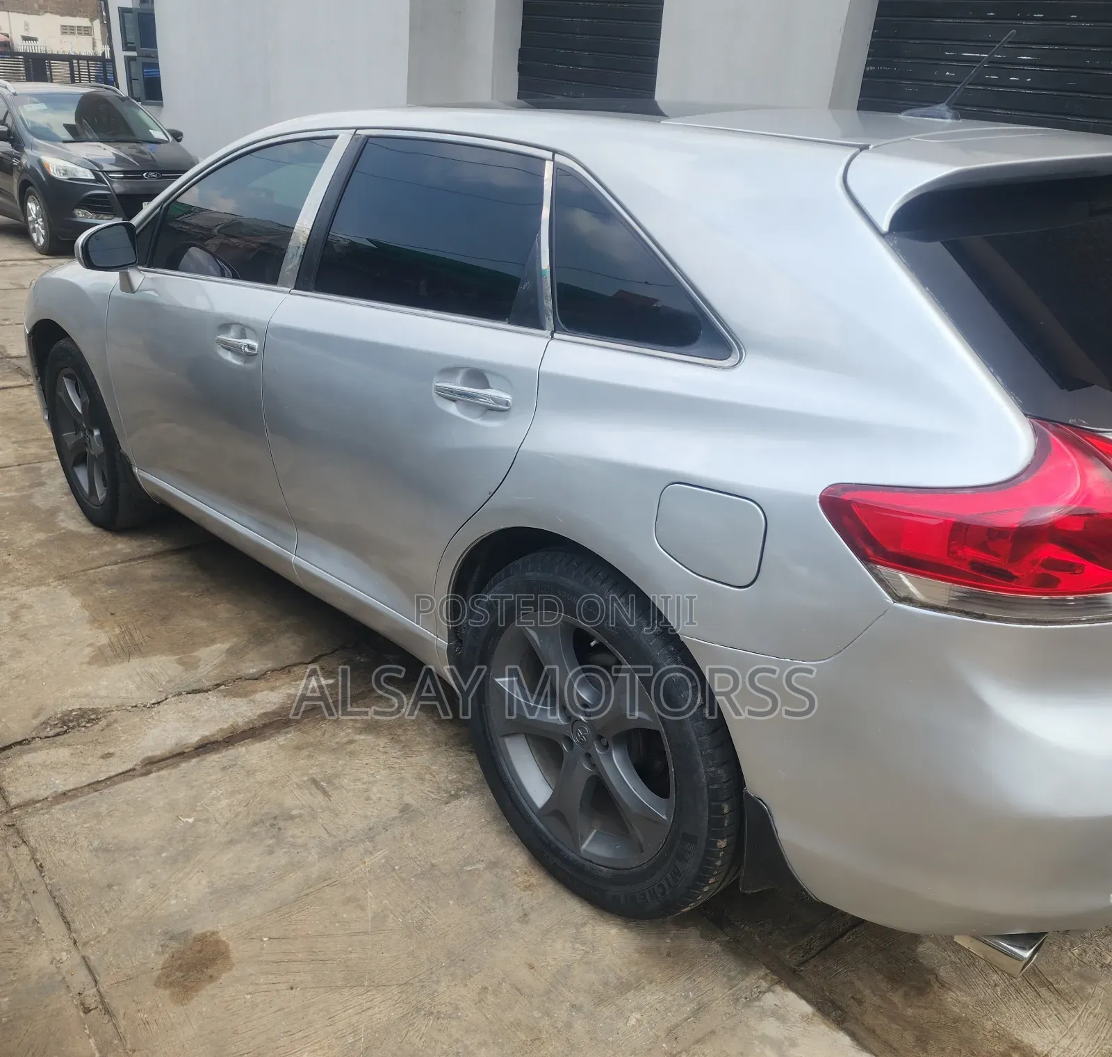 Toyota Venza 2011 Silver