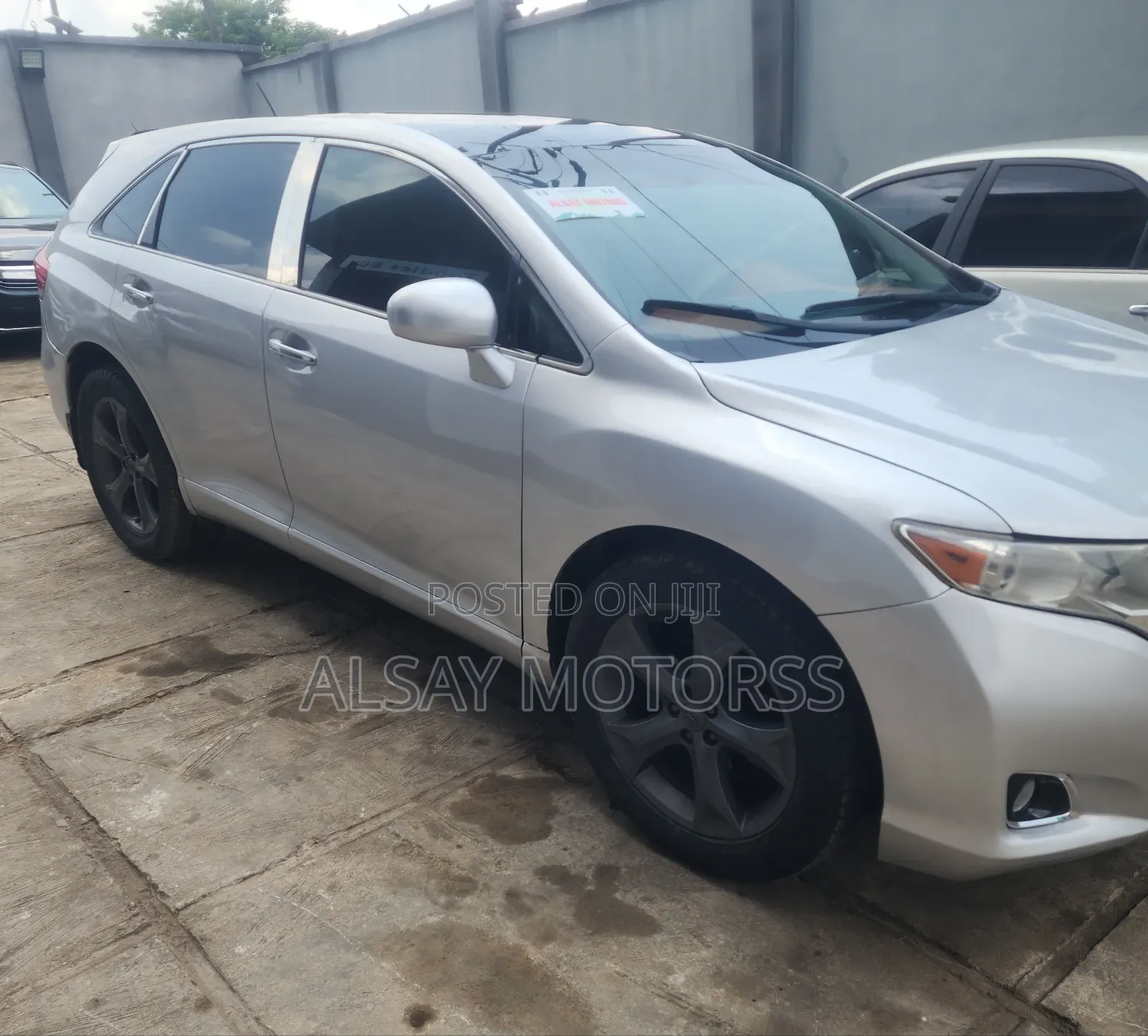 Toyota Venza 2011 Silver