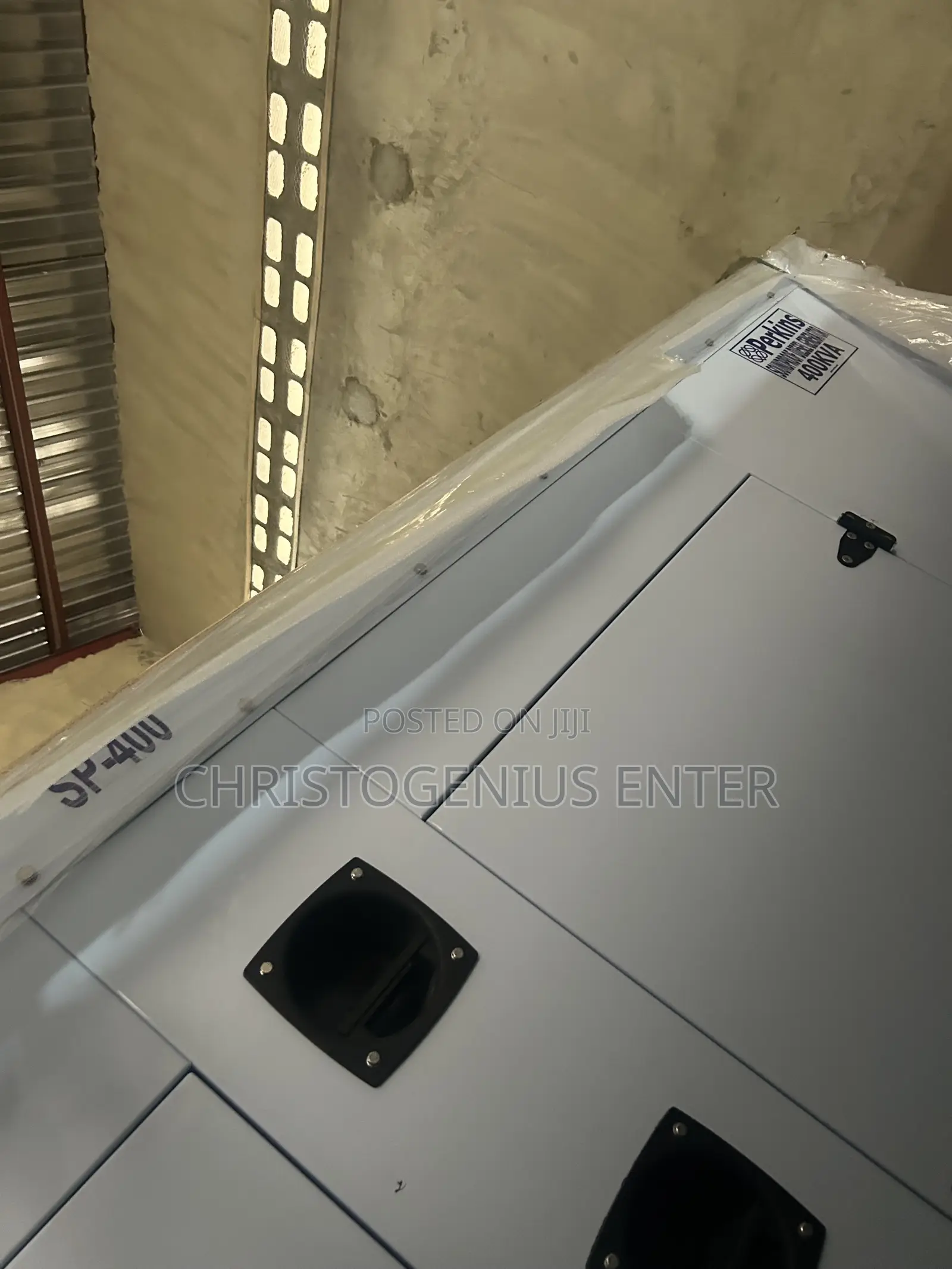 400kva Perkins Soundproof Generator Set Brand New