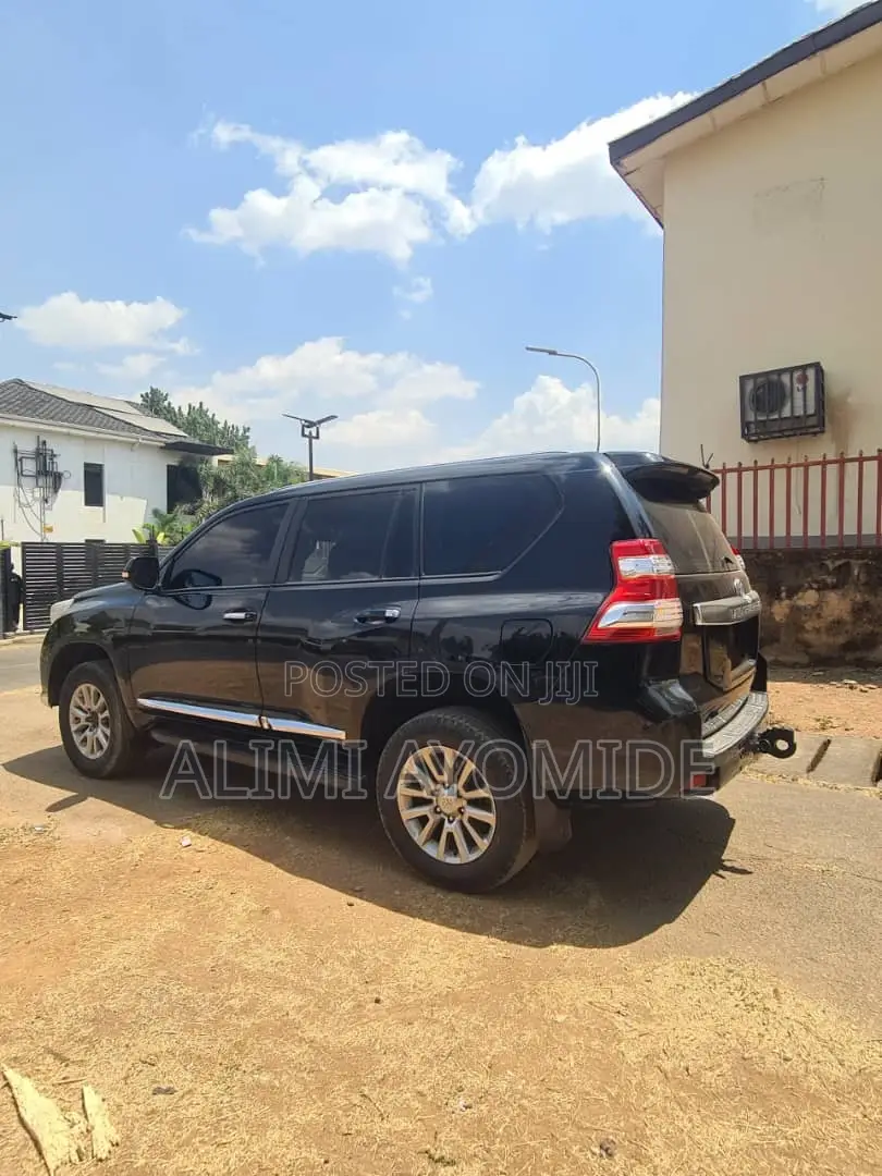 Toyota Land Cruiser Prado 2014 Black