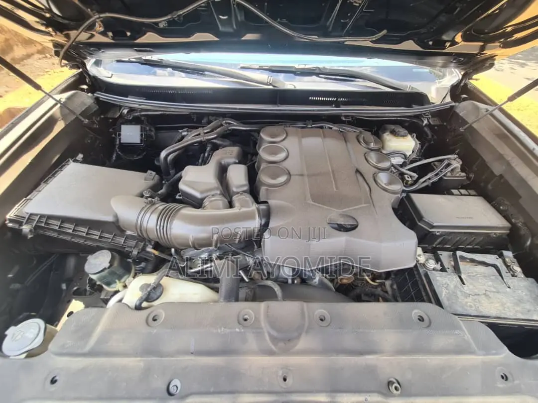 Toyota Land Cruiser Prado 2014 Black