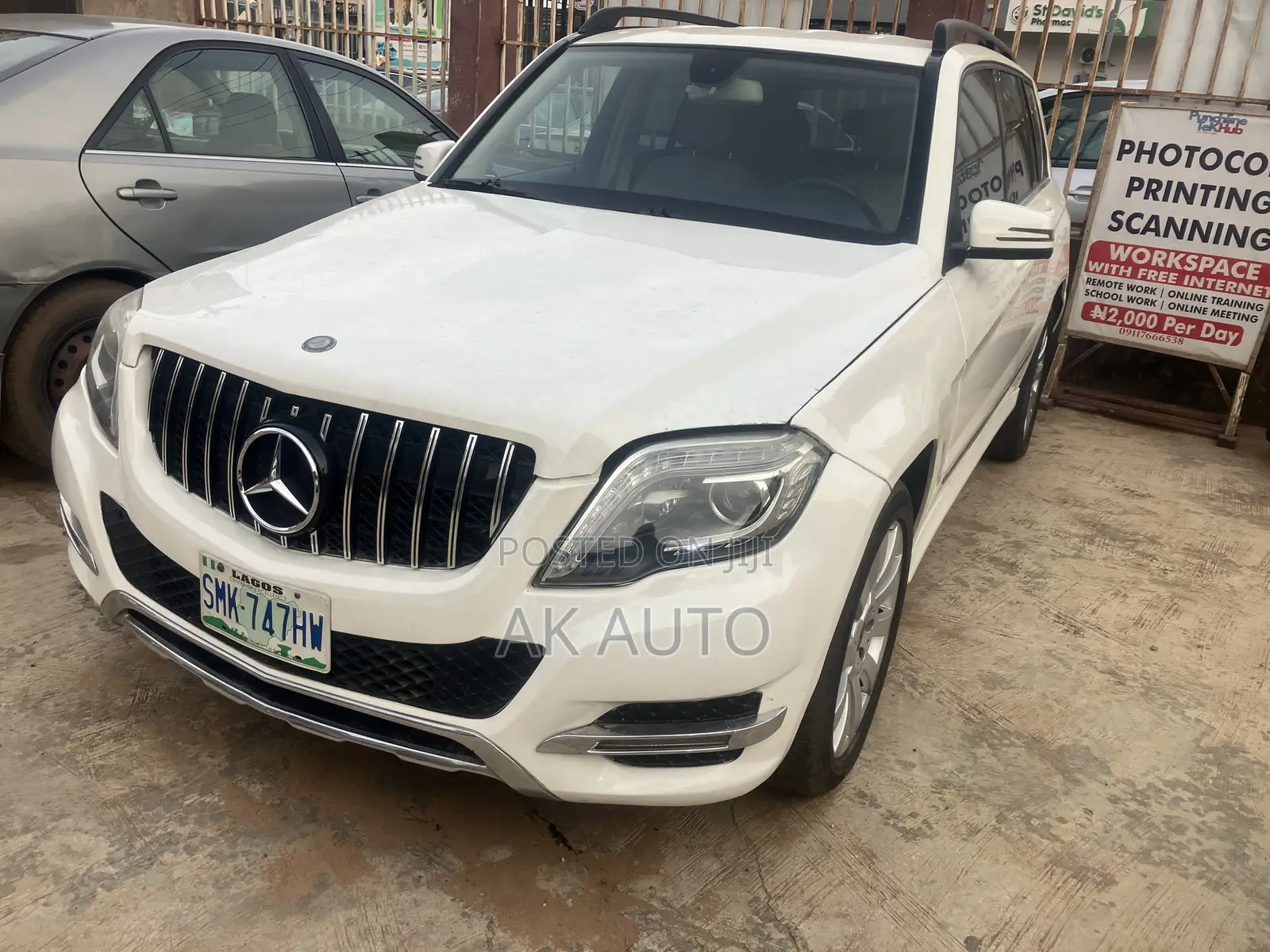 Mercedes-Benz GLK-Class 350 4MATIC 2011 White