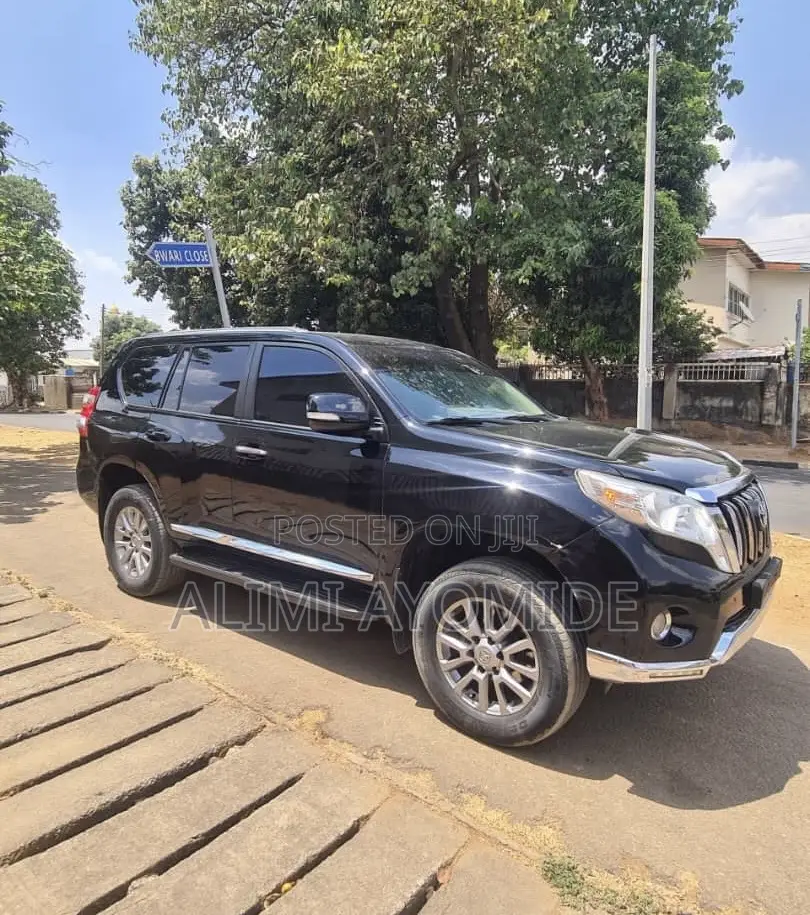 Toyota Land Cruiser Prado 2014 Black