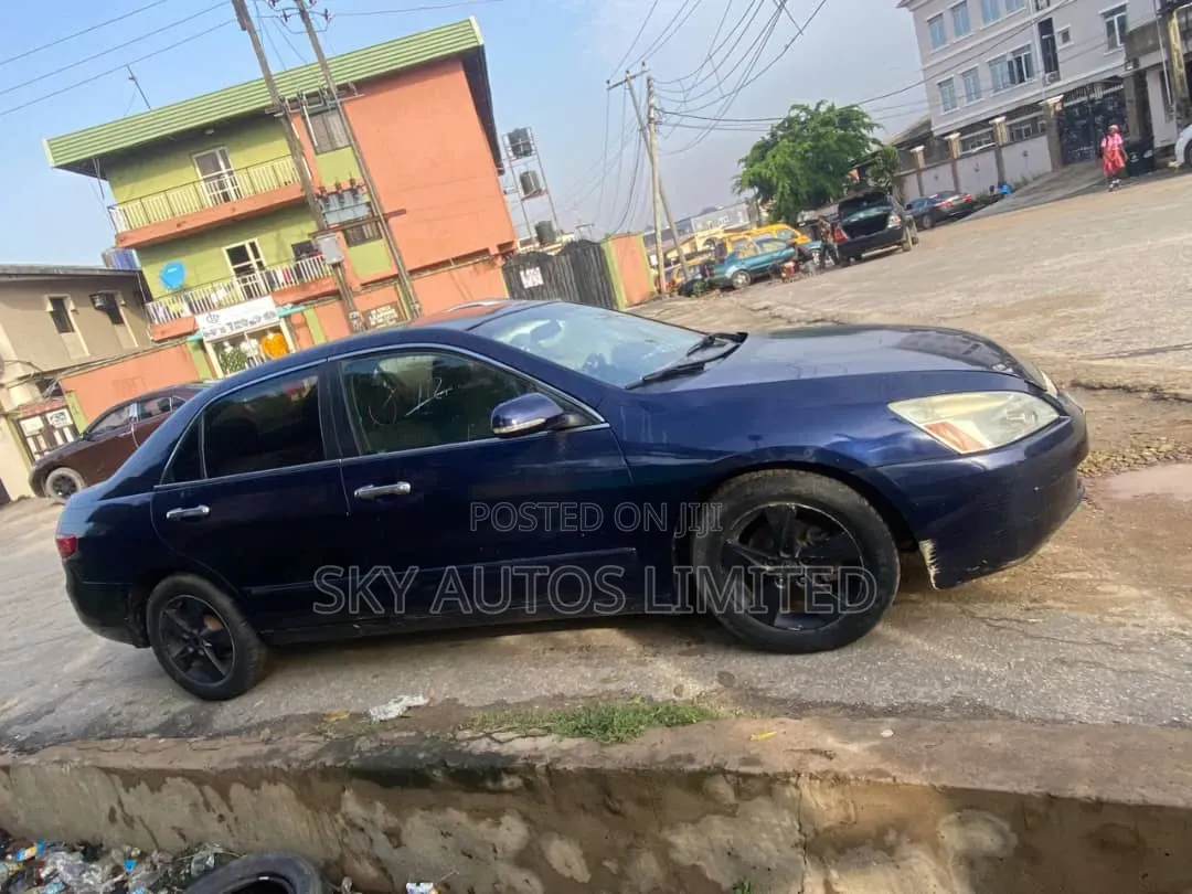 Honda Accord 2005 Blue
