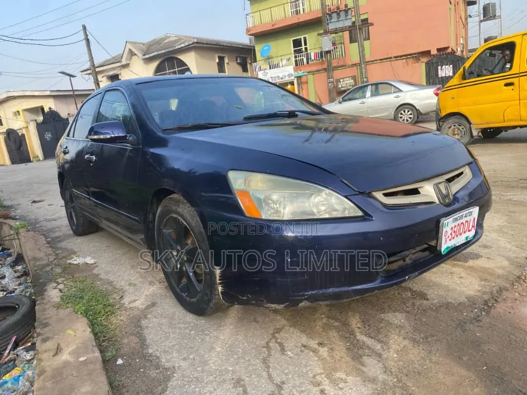 Honda Accord 2005 Blue