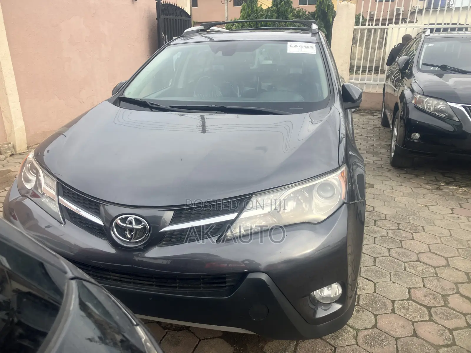 Toyota RAV4 Limited 4dr SUV (2.5L 4cyl 6A) 2015 Gray