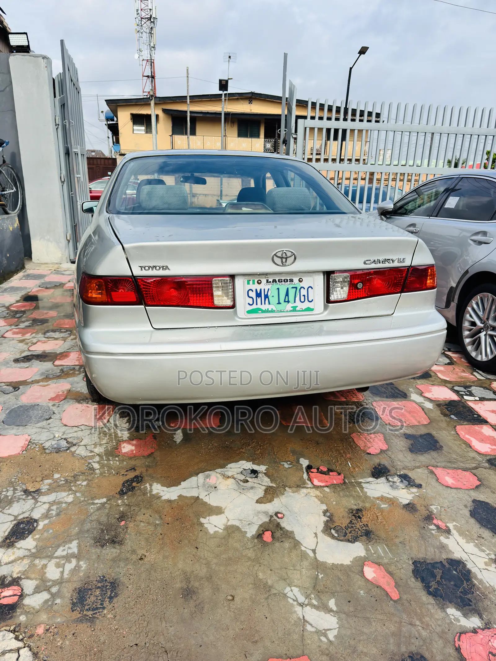 Toyota Camry LE 4dr Sedan (2.2L 4cyl 4A) 2001 Silver