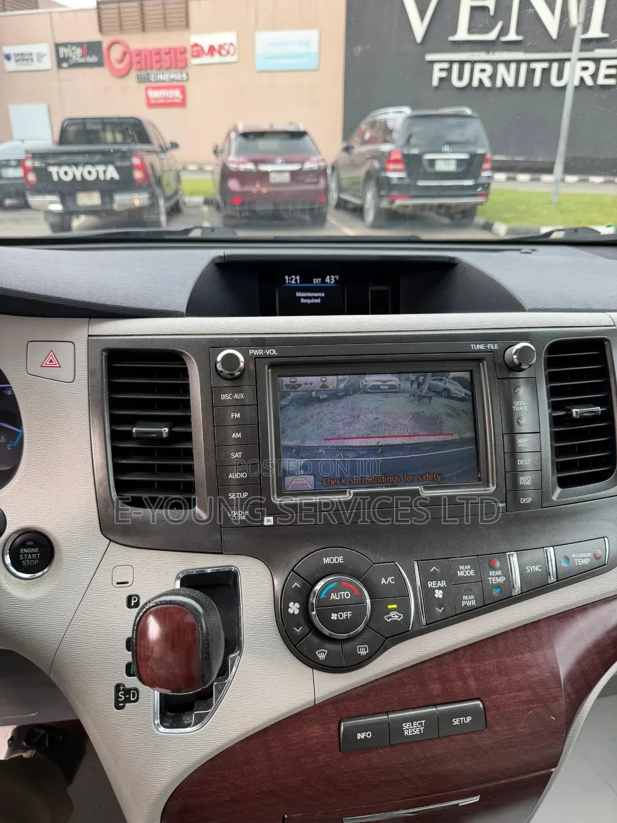 Toyota Sienna 2013 Silver