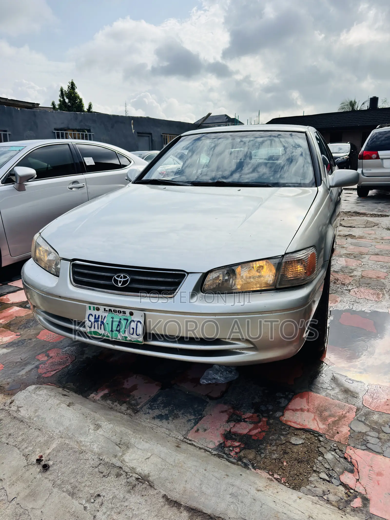 Toyota Camry LE 4dr Sedan (2.2L 4cyl 4A) 2001 Silver