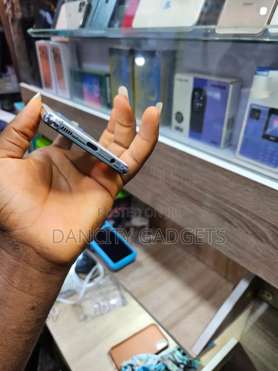 Samsung Galaxy S10e 128 GB White