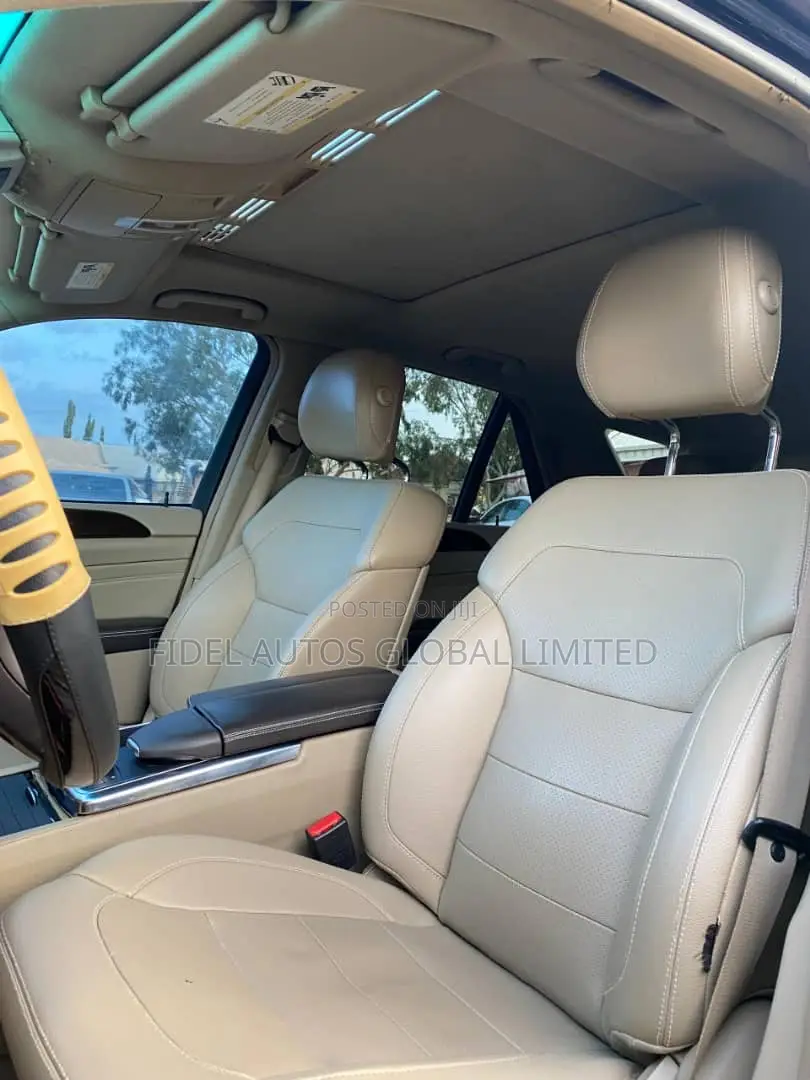 Mercedes-Benz M Class ML 350 4Matic 2013 Blue