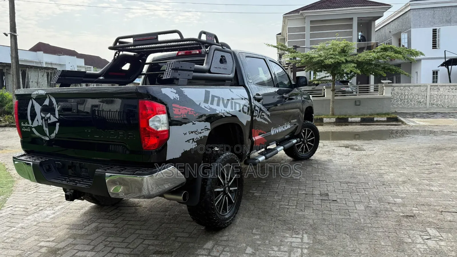 Toyota Tundra 2015 Black