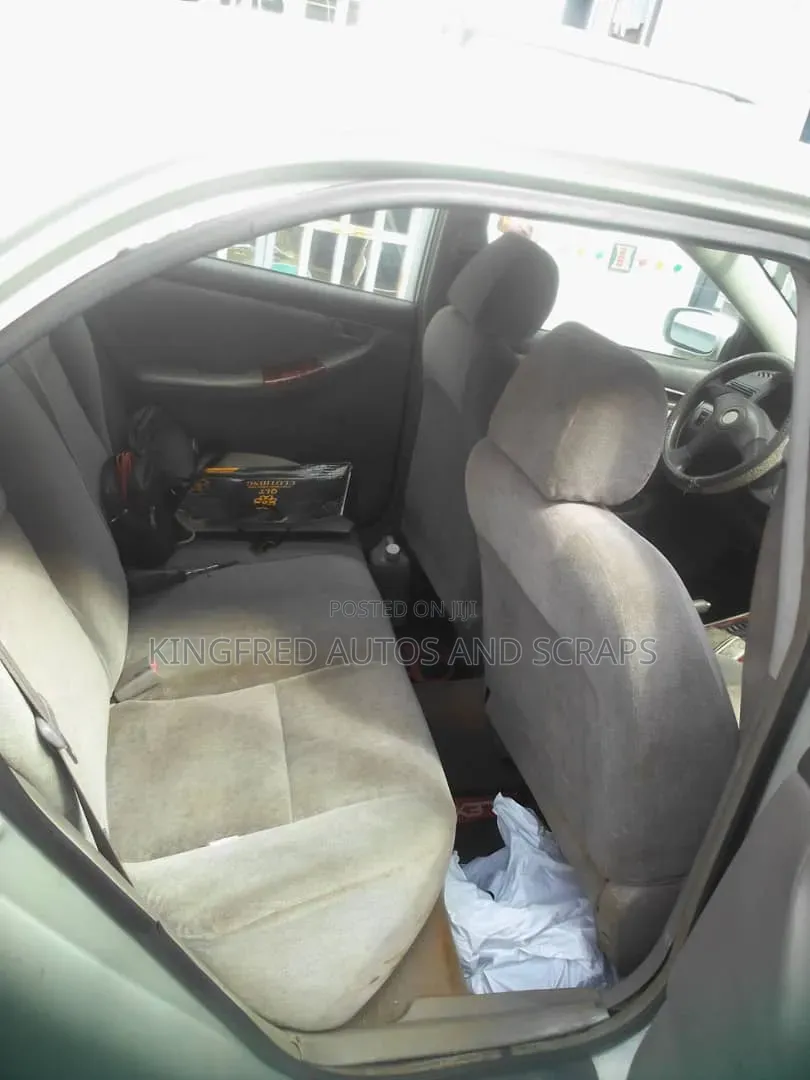 Toyota Corolla 2003 Silver