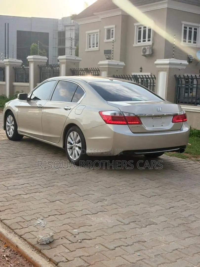 Honda Accord 2014 Gold