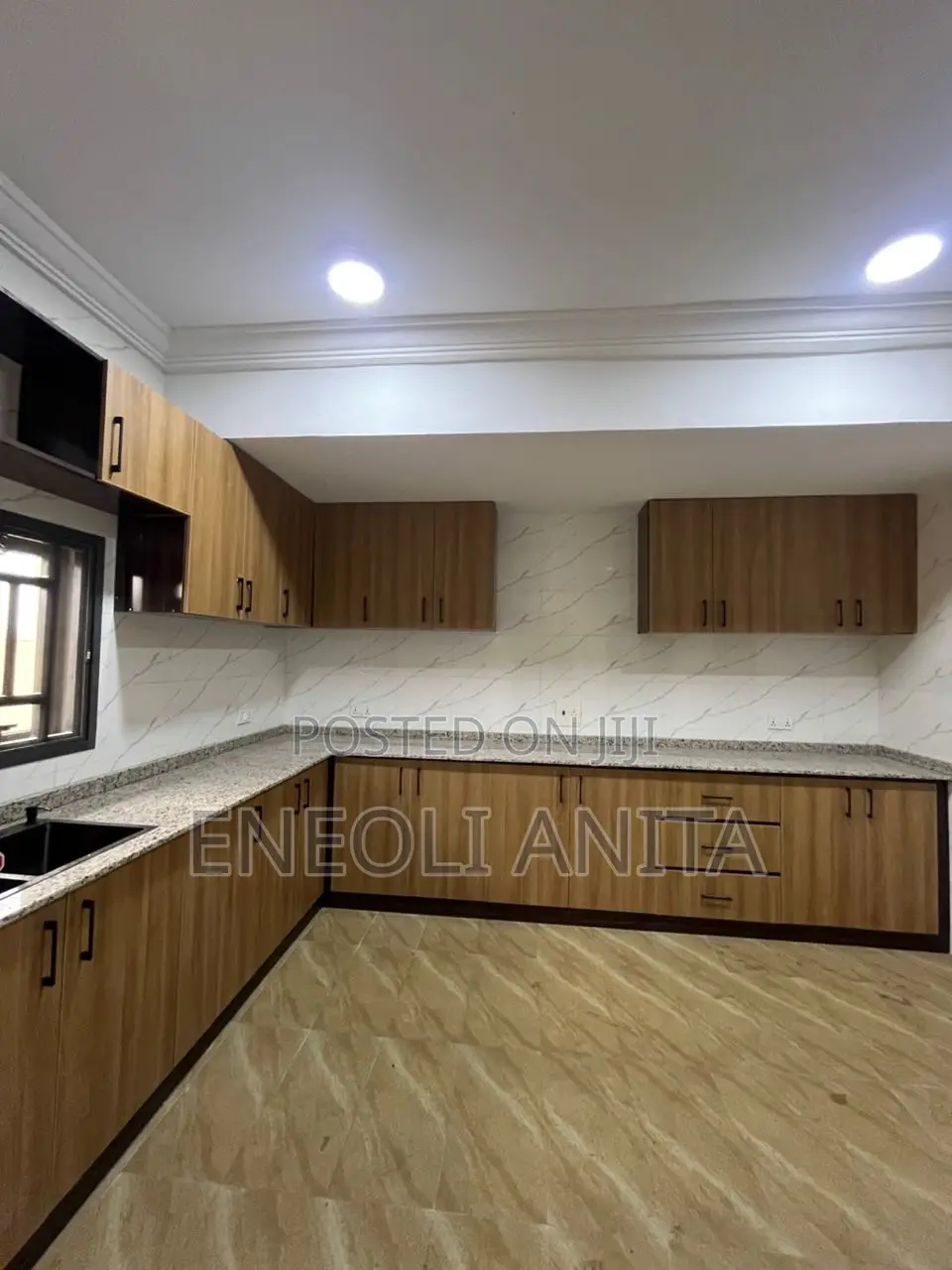 3bdrm Block of Flats in Katampe for sale