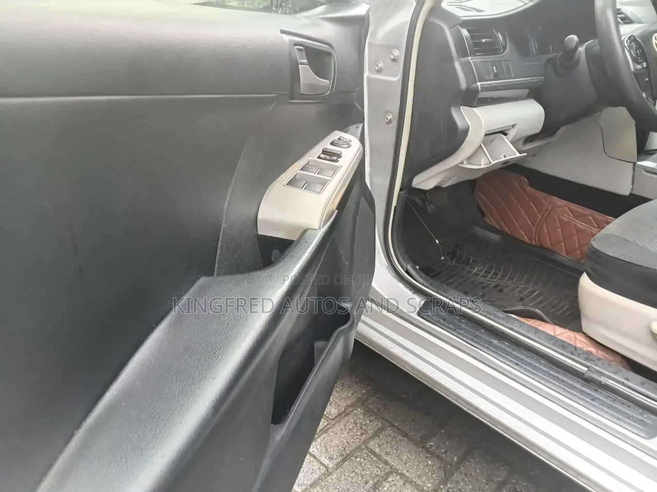 Toyota Camry 2013 Silver