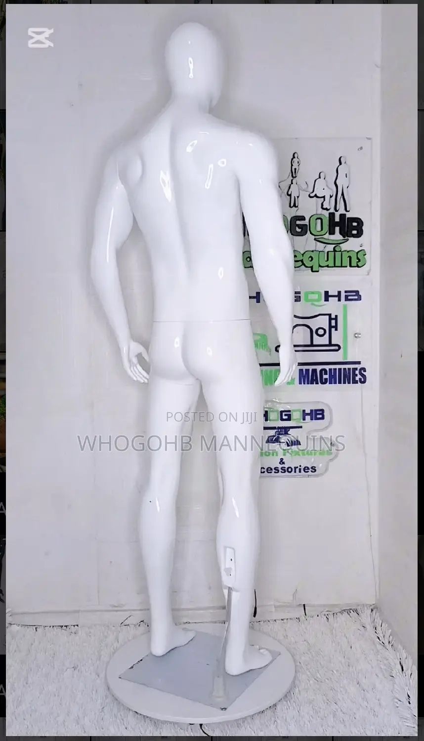 Dimkpa Glossy White Faceless Egghead Male Mannequin